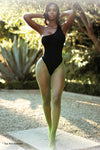 Love It Curvy Classic Fishnet Tights