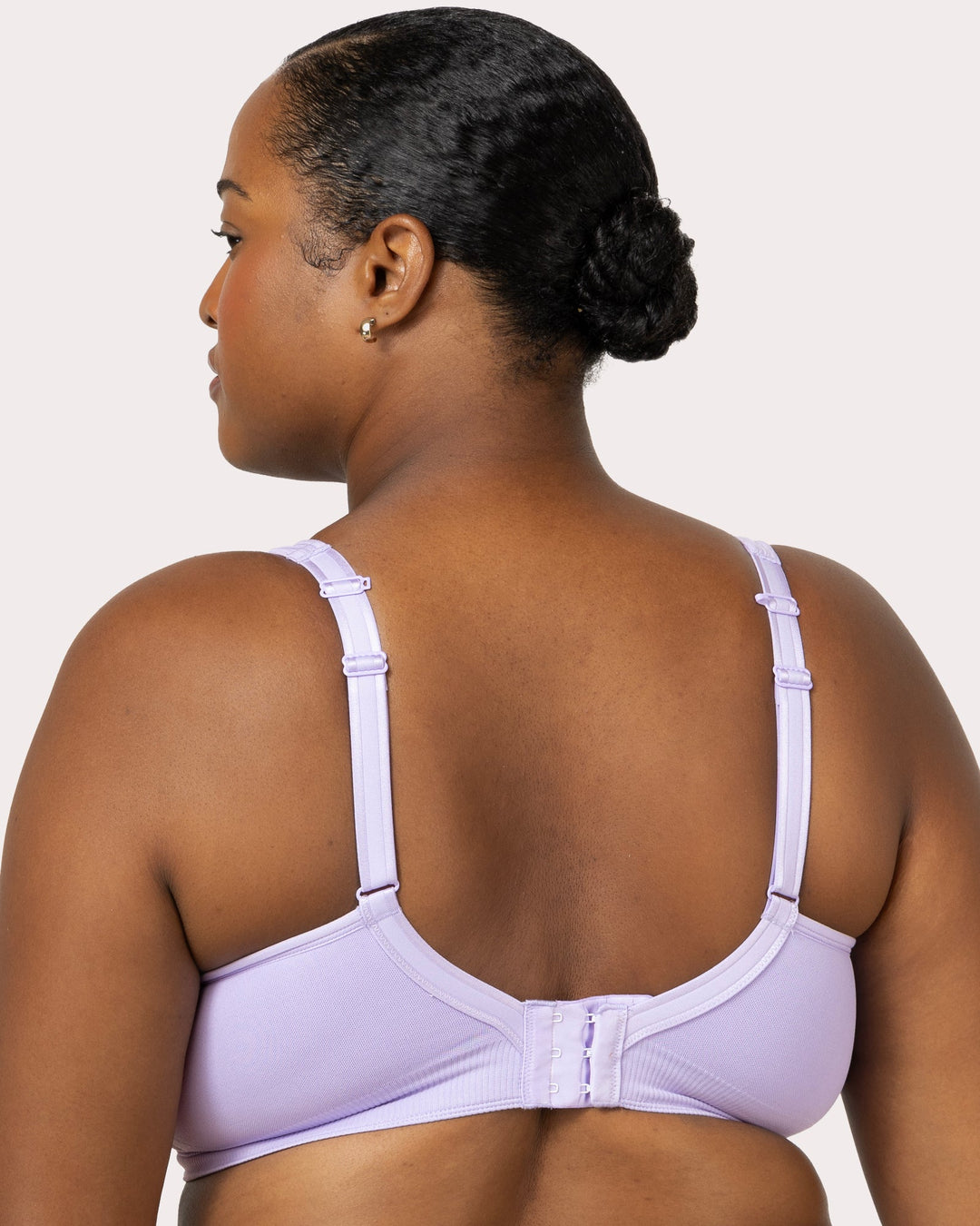 Smooth Seamless Medium Support Wireless Bra | Love It Curvy