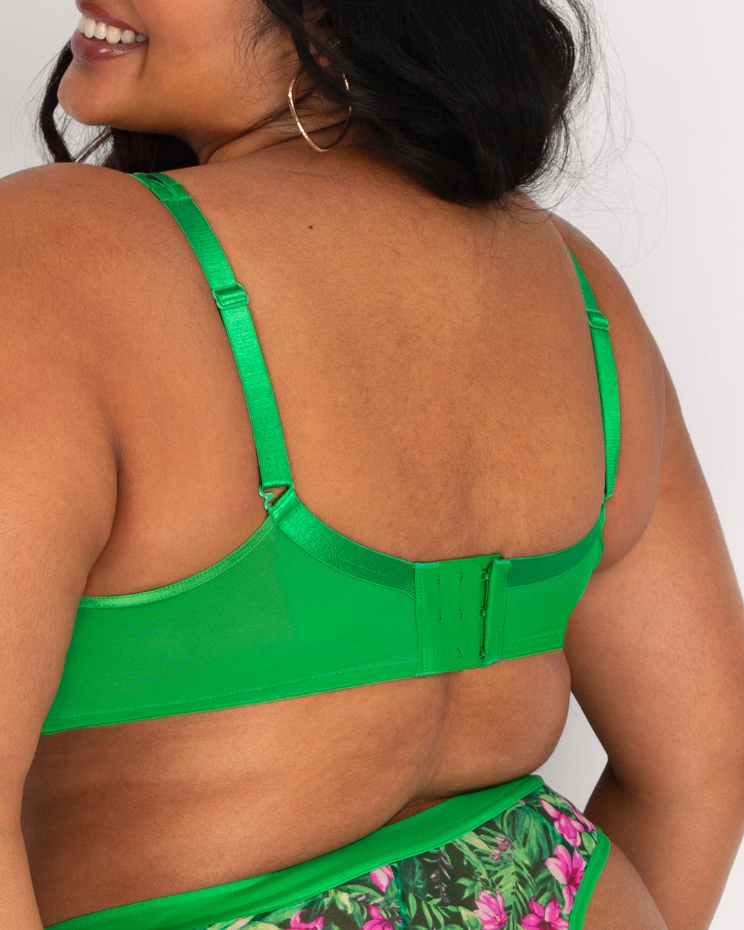 Sheer Mesh Plunge T-Shirt Bra - Seasonal &amp; Prints  | Love It Curvy