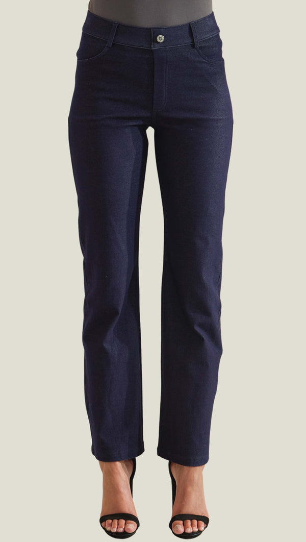 Classic Solid Straight Leg Jeggings | Love It Curvy