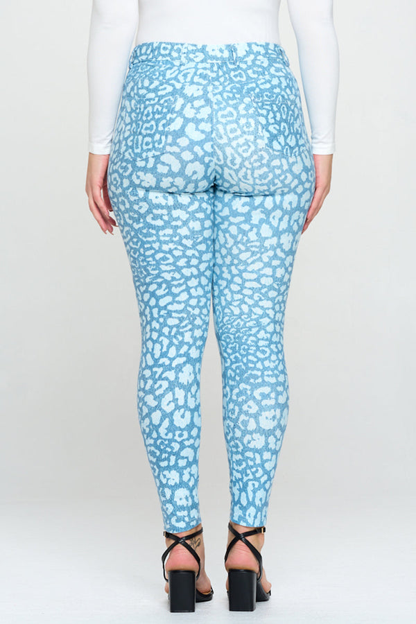 Plus Size Women's Clouded Skies 5-Pocket Cotton Blend Jeggings | Love It Curvy