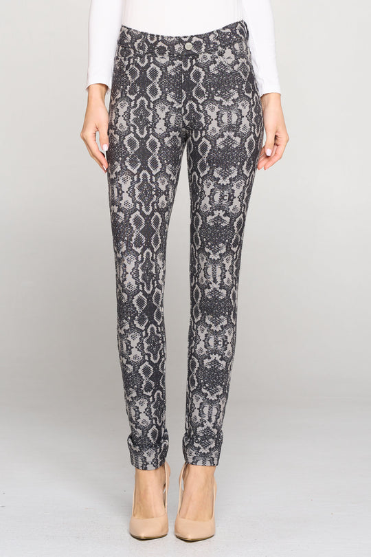 Love It Curvy Snakeskin Print 5-Pocket Jeggings
