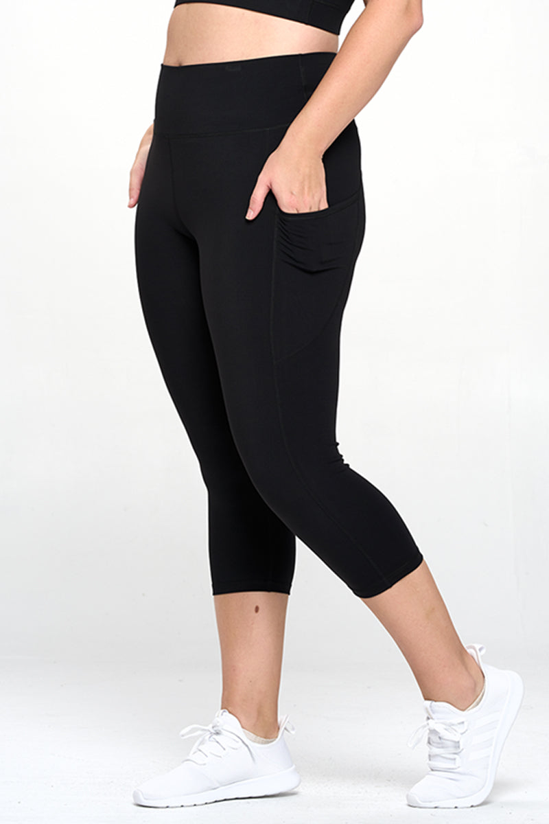 Plus Size Buttery Soft Activewear Capri Leggings with Pockets | Love It Curvy