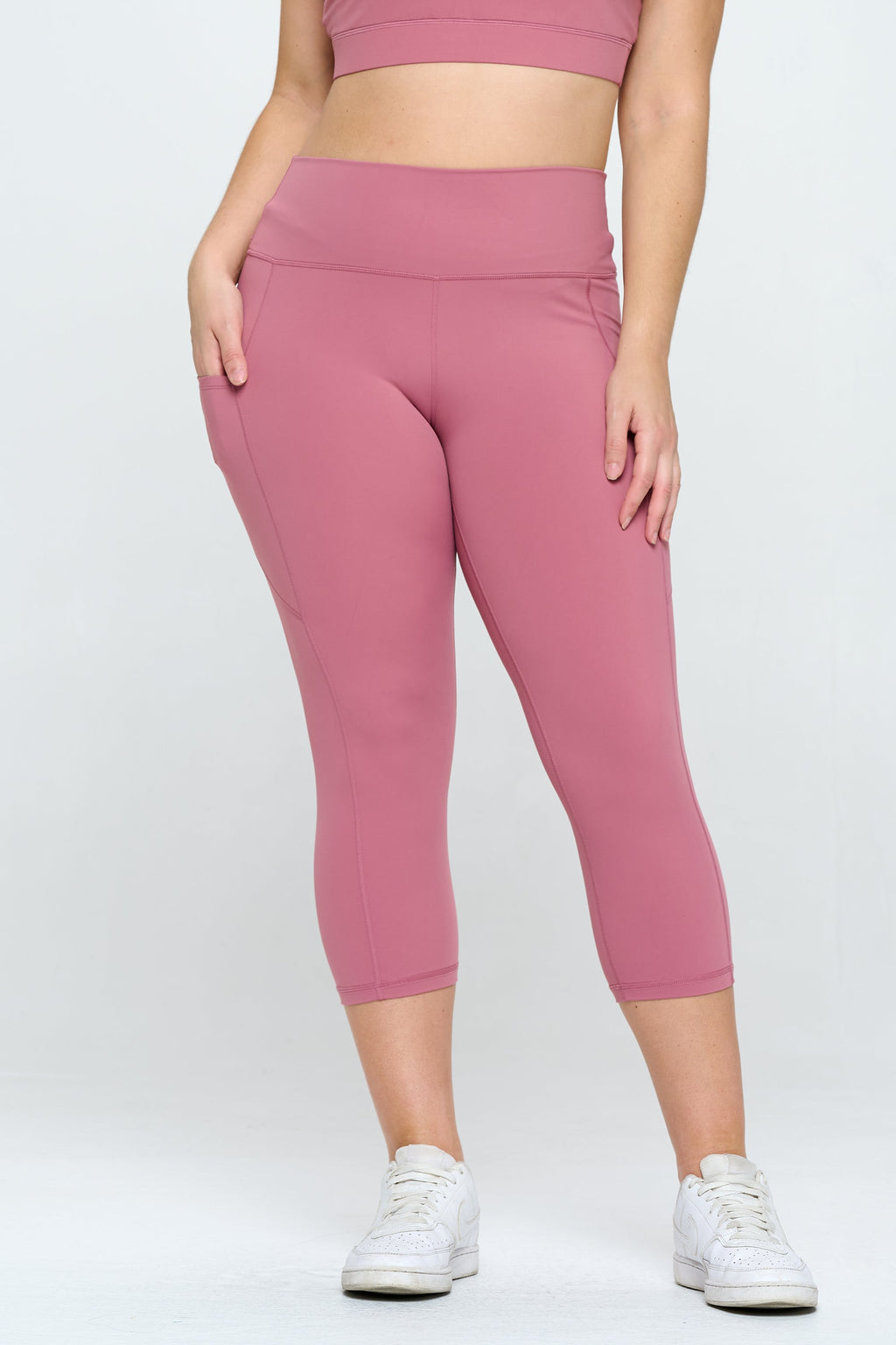 Plus Size Buttery Soft Activewear Capri Leggings with Pockets | Love It Curvy