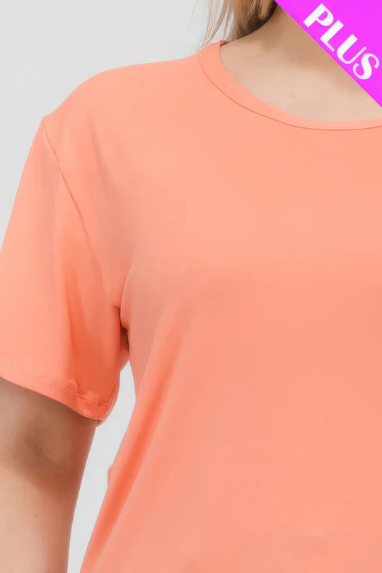 Plus Size Basic Short Sleeve T-shirt - Love it Curvy