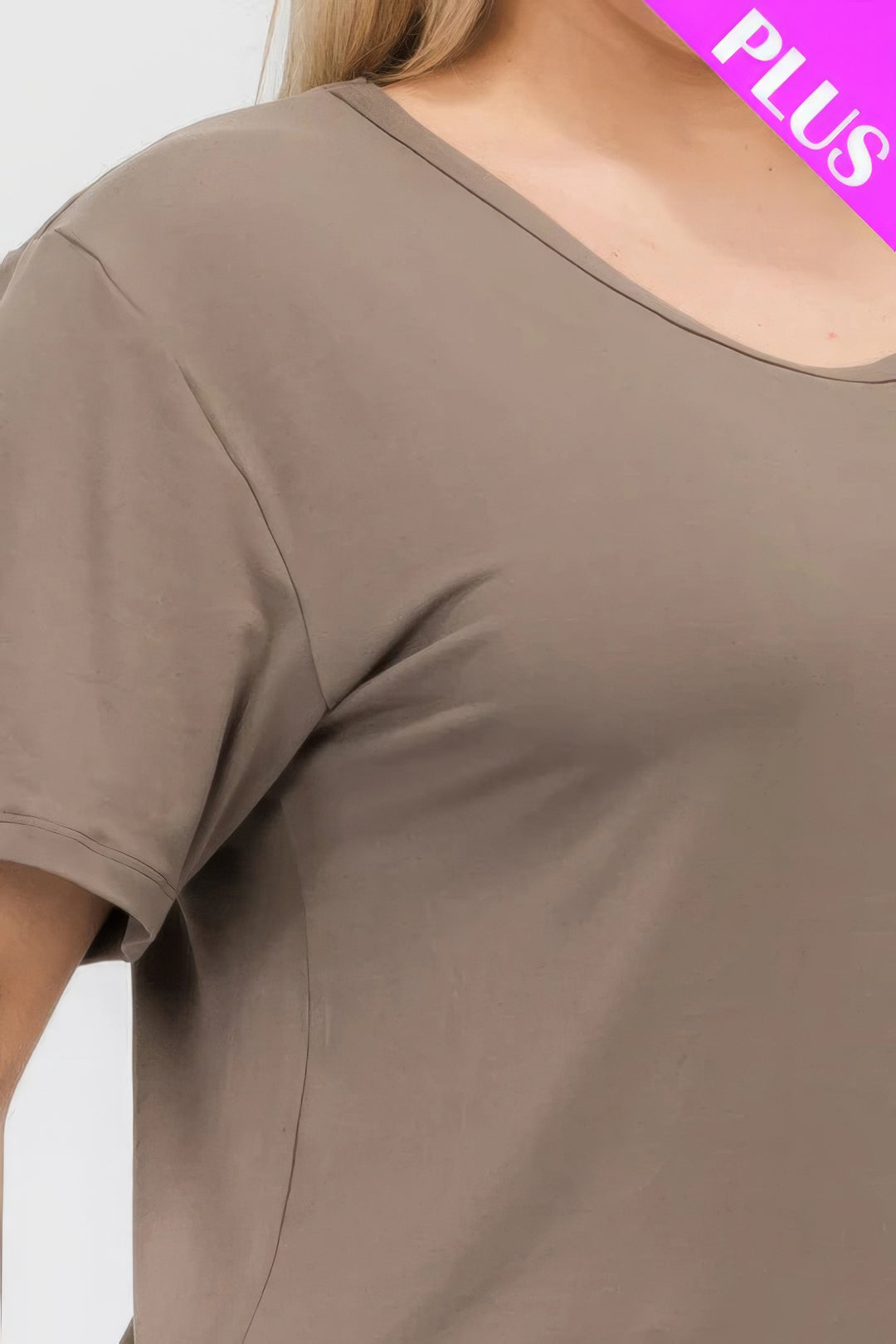 Plus Size Basic Short Sleeve T-shirt - Love it Curvy