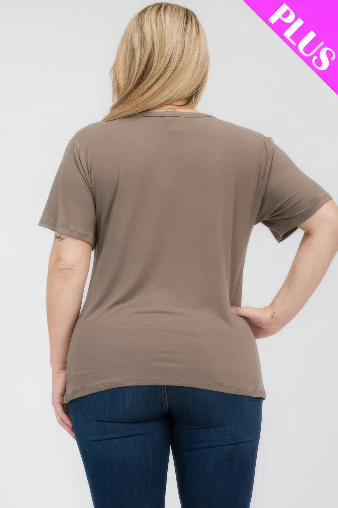 Plus Size Basic Short Sleeve T-shirt - Love it Curvy