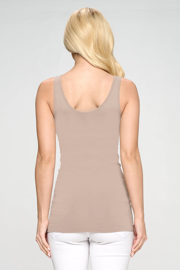 V or U Neckline Reversible Seamless Tank | Love It Curvy