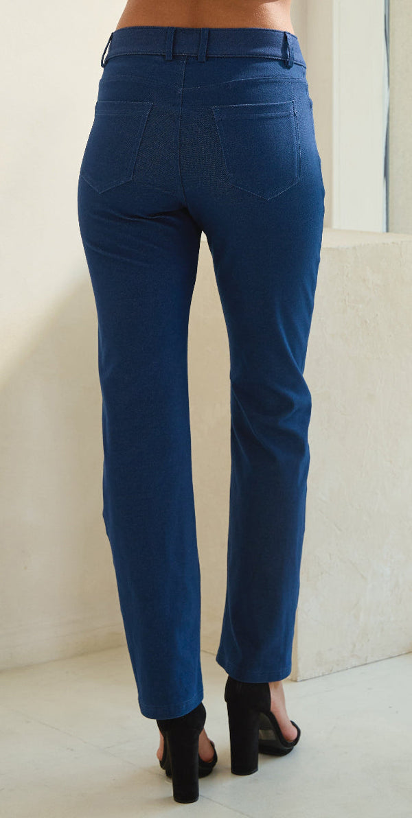 Classic Solid Straight Leg Jeggings | Love It Curvy