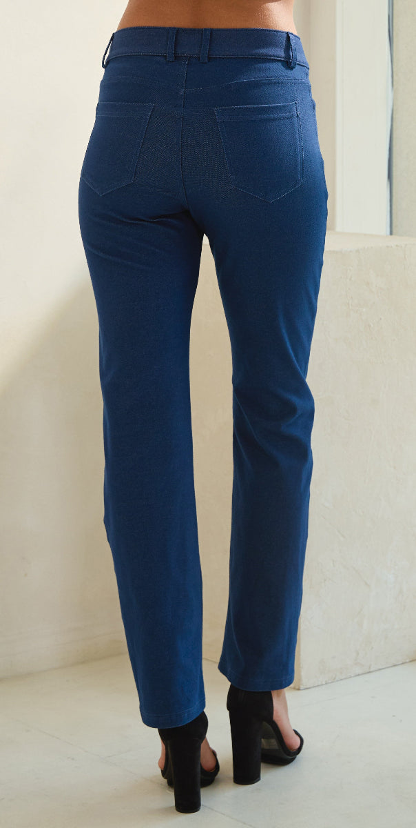 Love It Curvy Classic Solid Straight Leg Jeggings