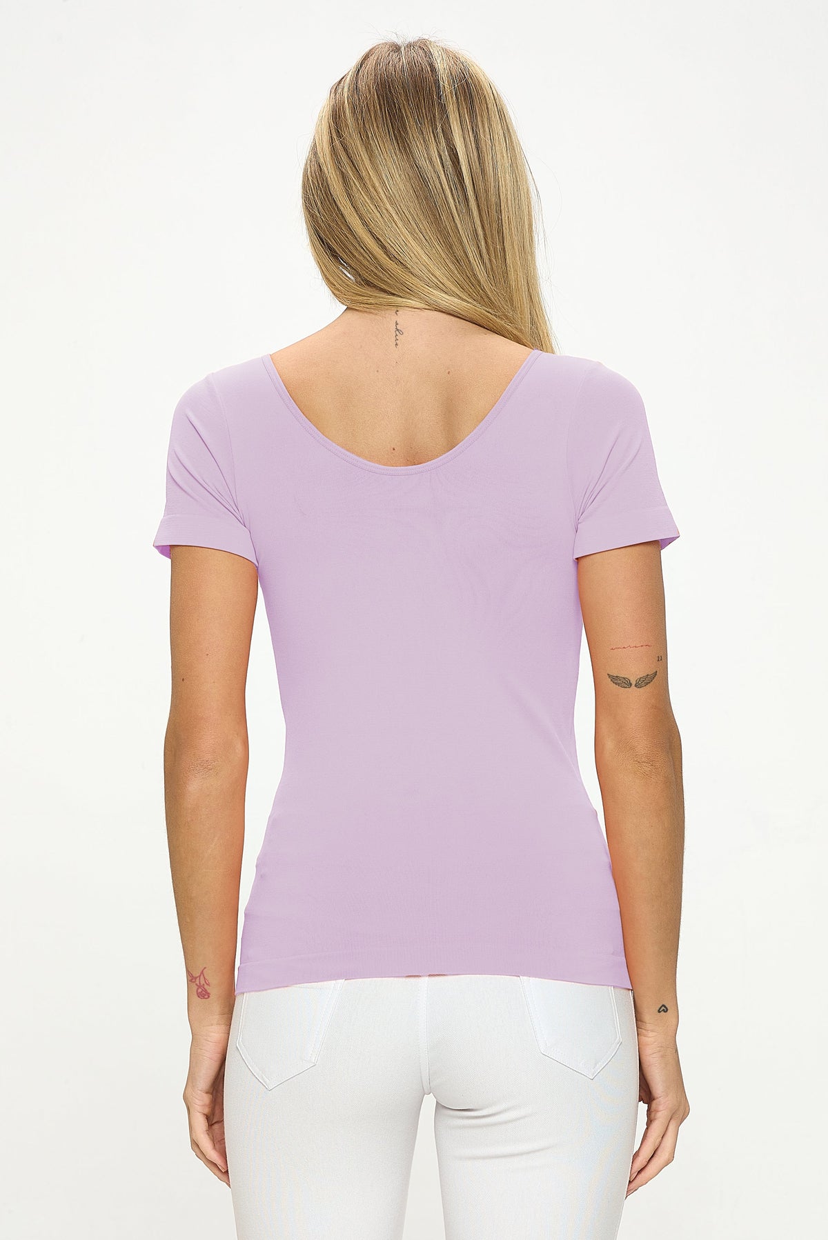 Seamless Reversible V-Neck Short Sleeve Top | Love It Curvy
