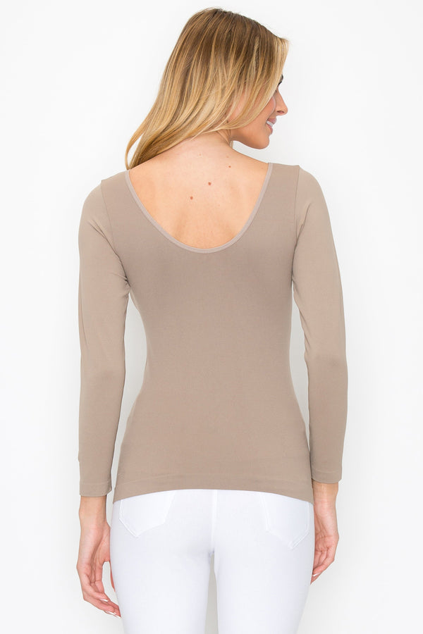 Seamless Reversible V-Neck Long Sleeve Top | Love It Curvy