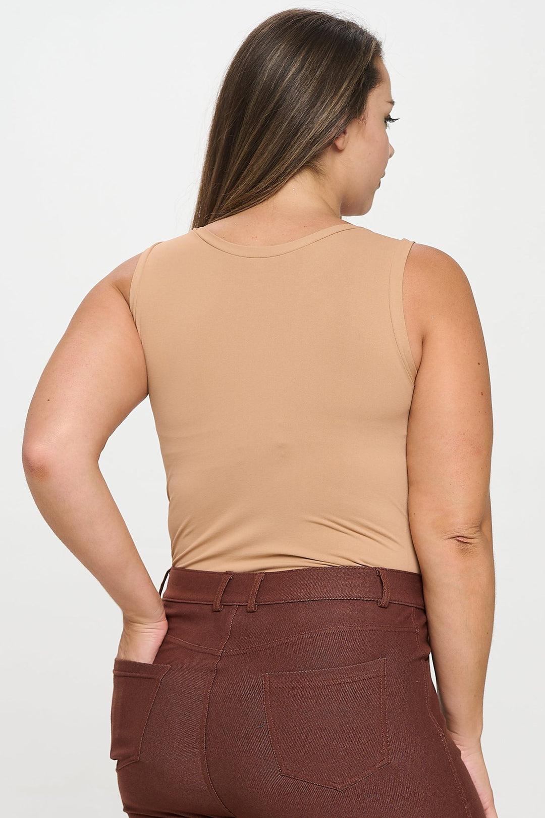 Love It Curvy Reversible High-Low Neckline Seamless Tank