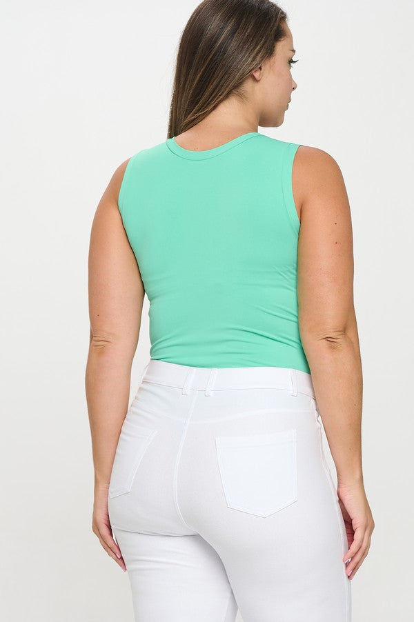 Love It Curvy Reversible High-Low Neckline Seamless Tank