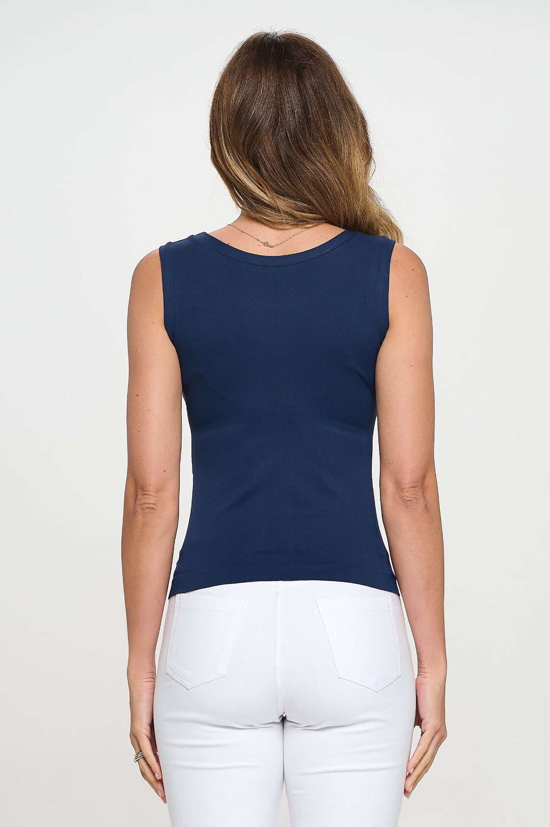 Love It Curvy Reversible High-Low Neckline Seamless Tank