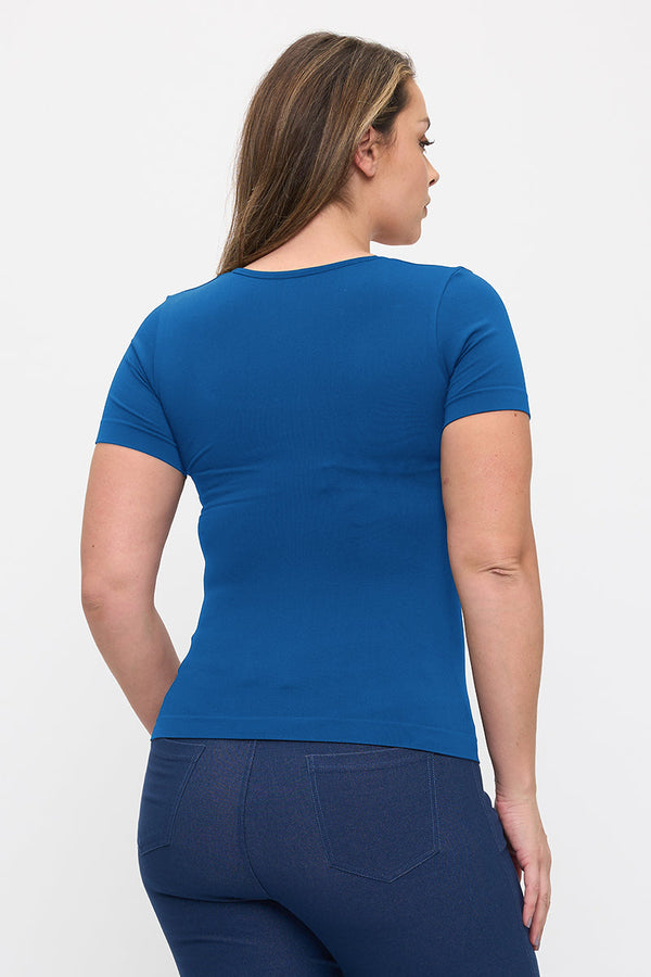 Seamless Scoop Neck Short Sleeve Top | Love It Curvy