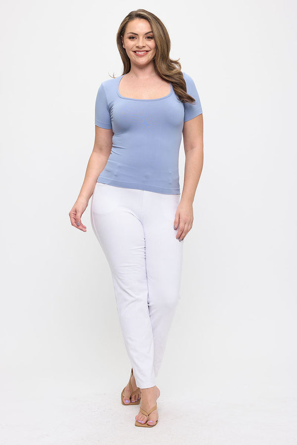 Seamless Scoop Neck Short Sleeve Top | Love It Curvy