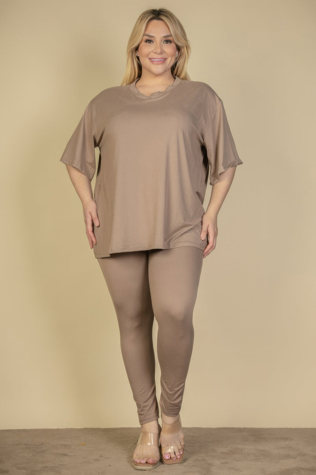 Plus Size Oversized T-shirt & Leggings Set - Love it Curvy