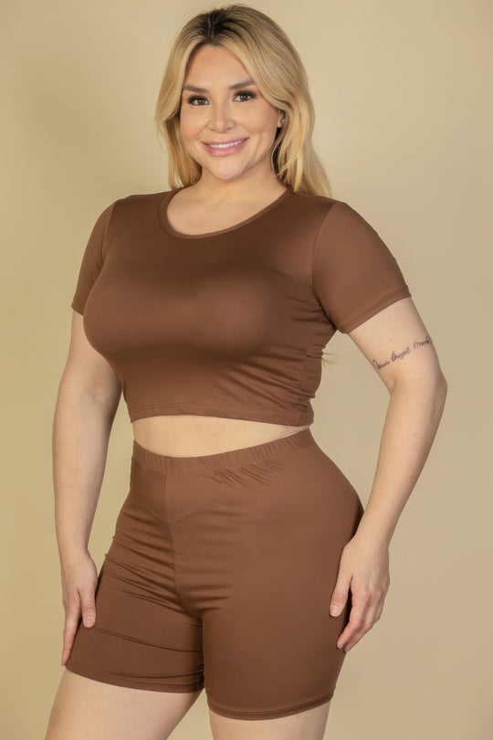 Plus Size Short Sleeve Crop Top & Shorts Set - Love it Curvy