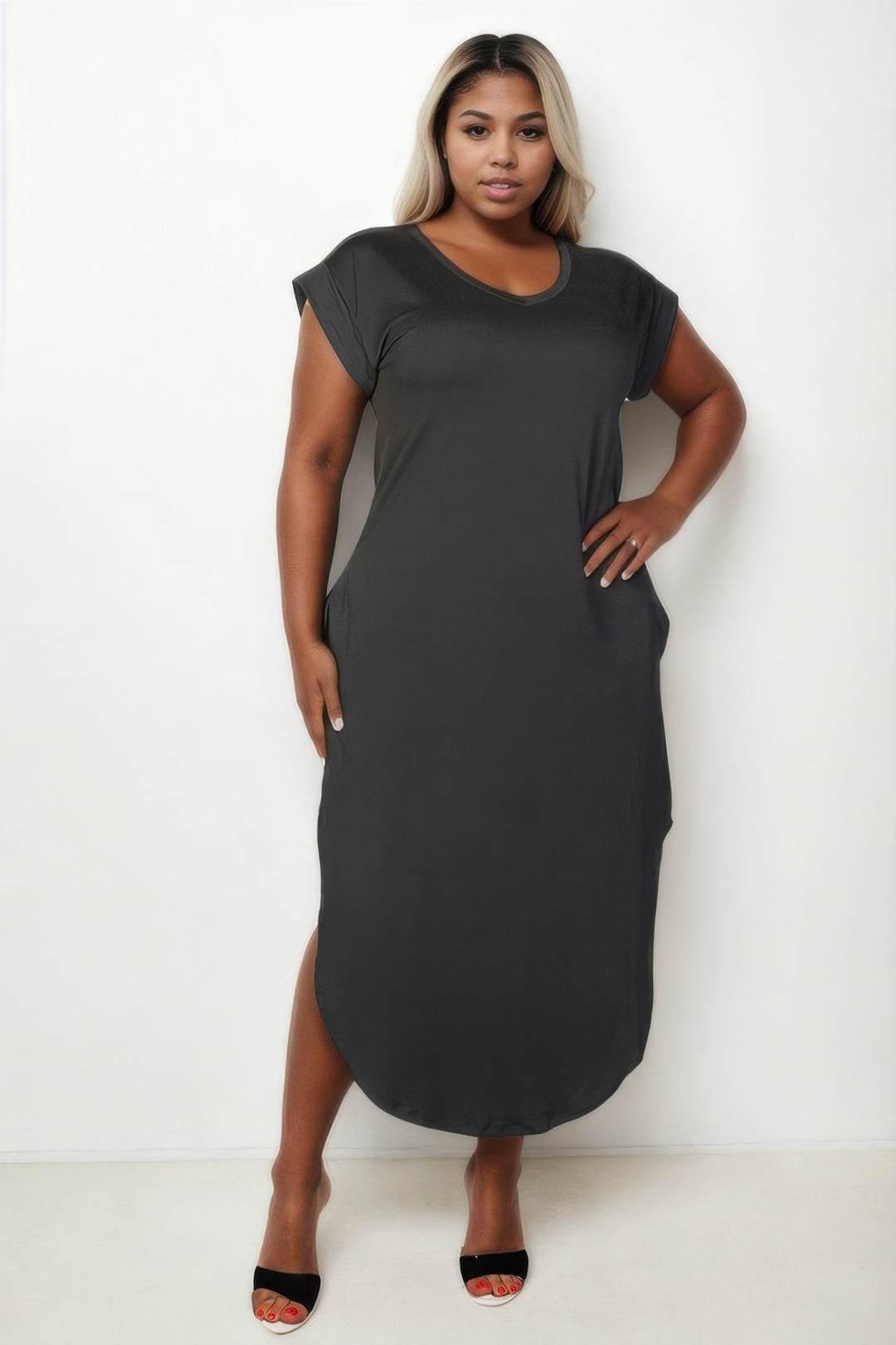 Plus Size Hidden Pocket Batwing Sleeve V Neck Long Dress - Love it Curvy