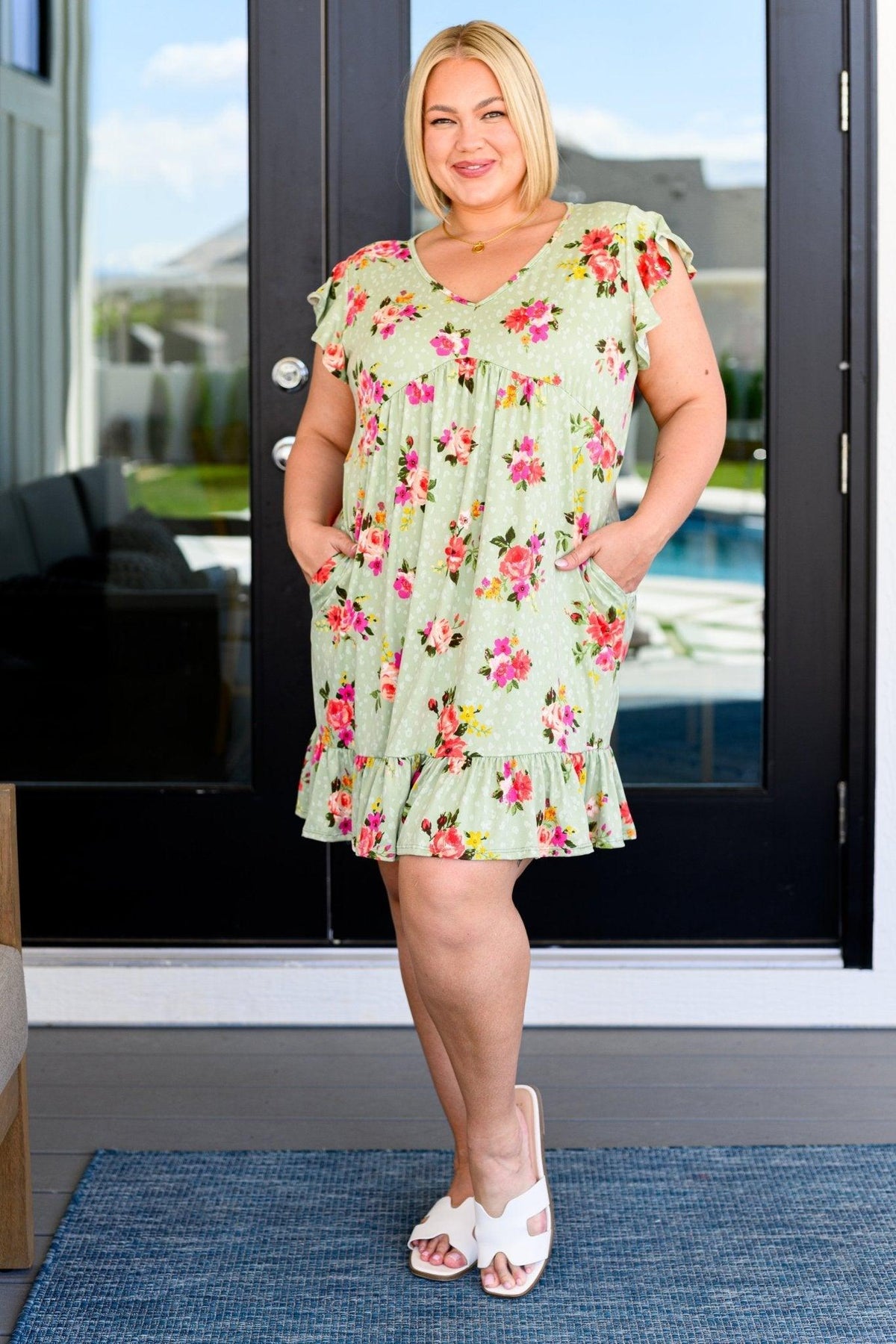 Can't Fight the Feeling Floral Dress - AS6500 - 01 - Love it Curvy