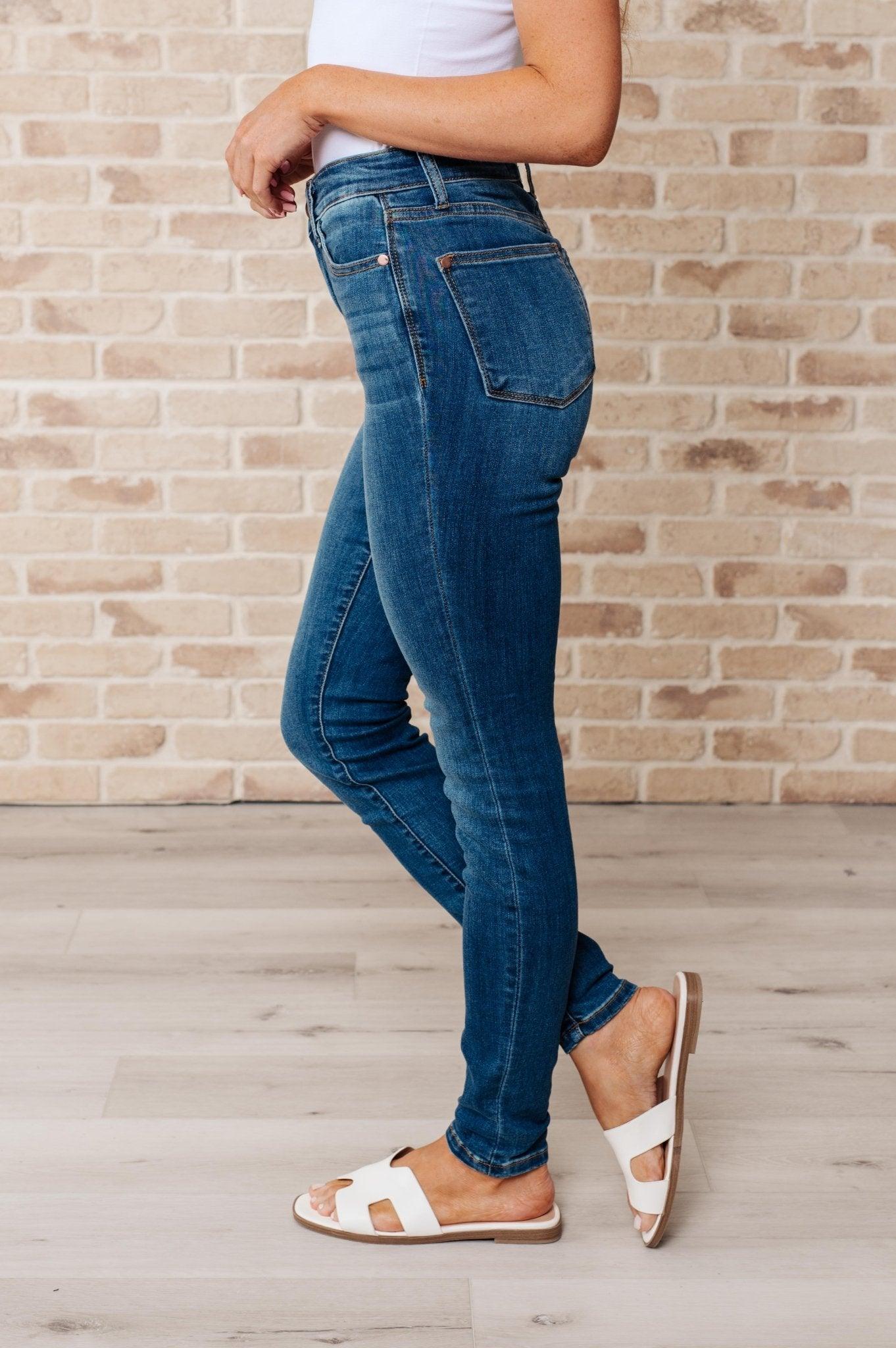 Daphne High Rise Skinny Jeans - AS8821 - 01 - Love it Curvy