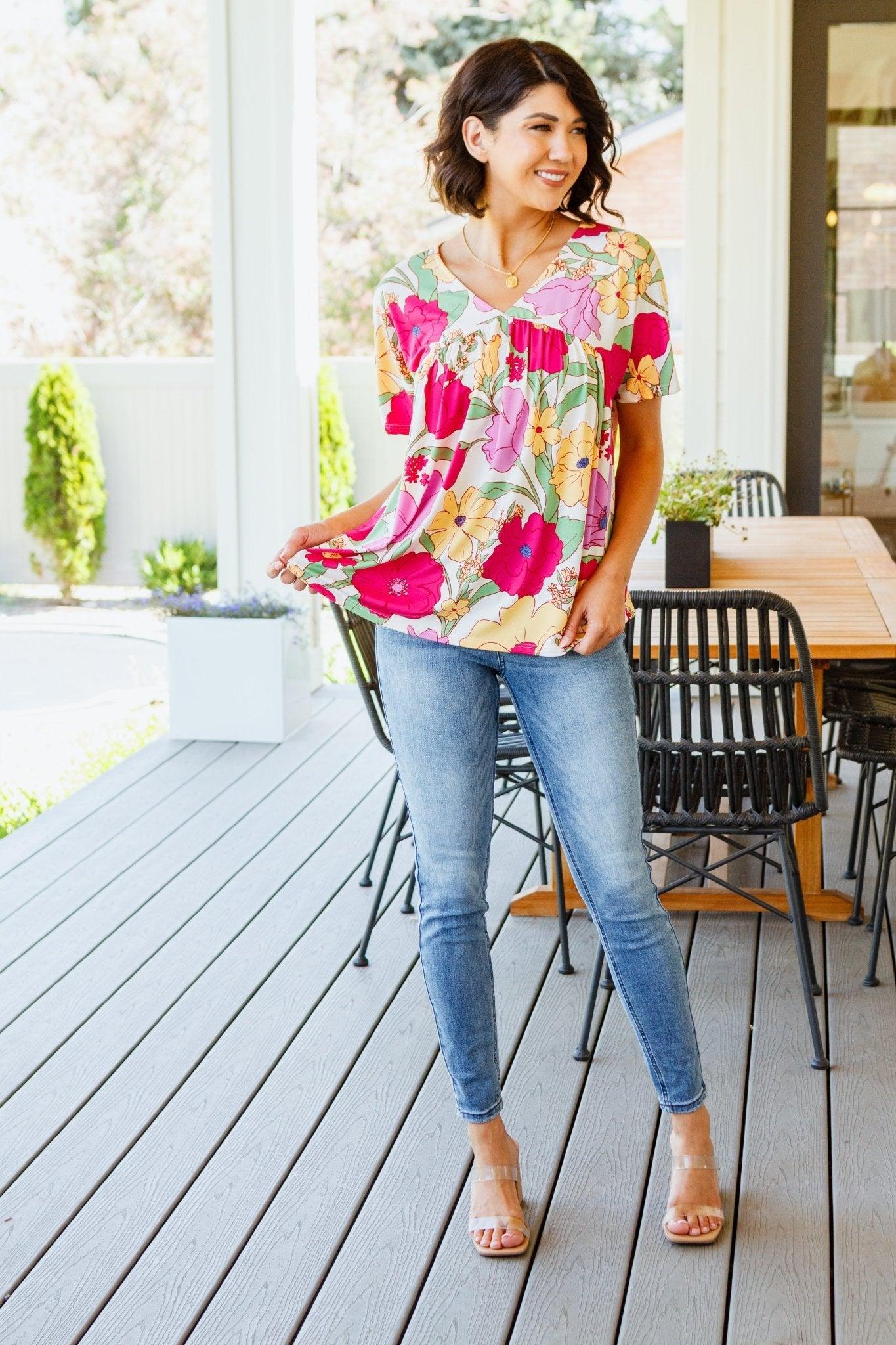 Do It Anyways Floral Top - AS6386-01 - Love it Curvy