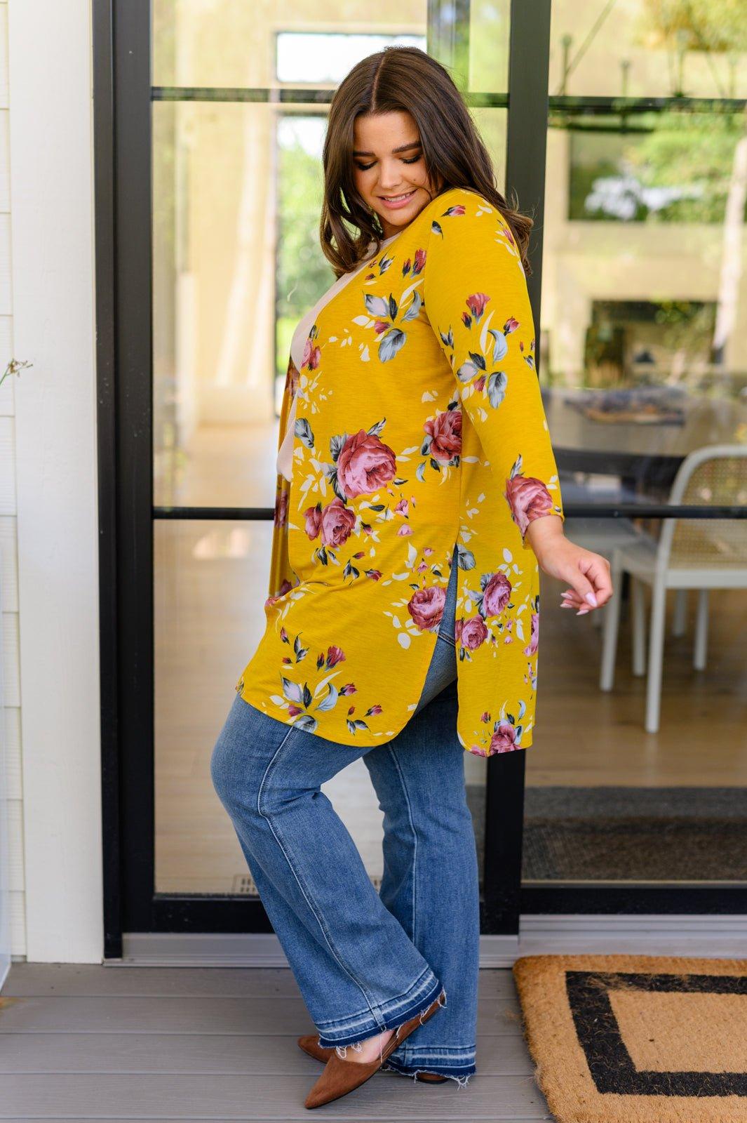 Grow As You Go Floral Cardigan - AS6772-01 - Love it Curvy