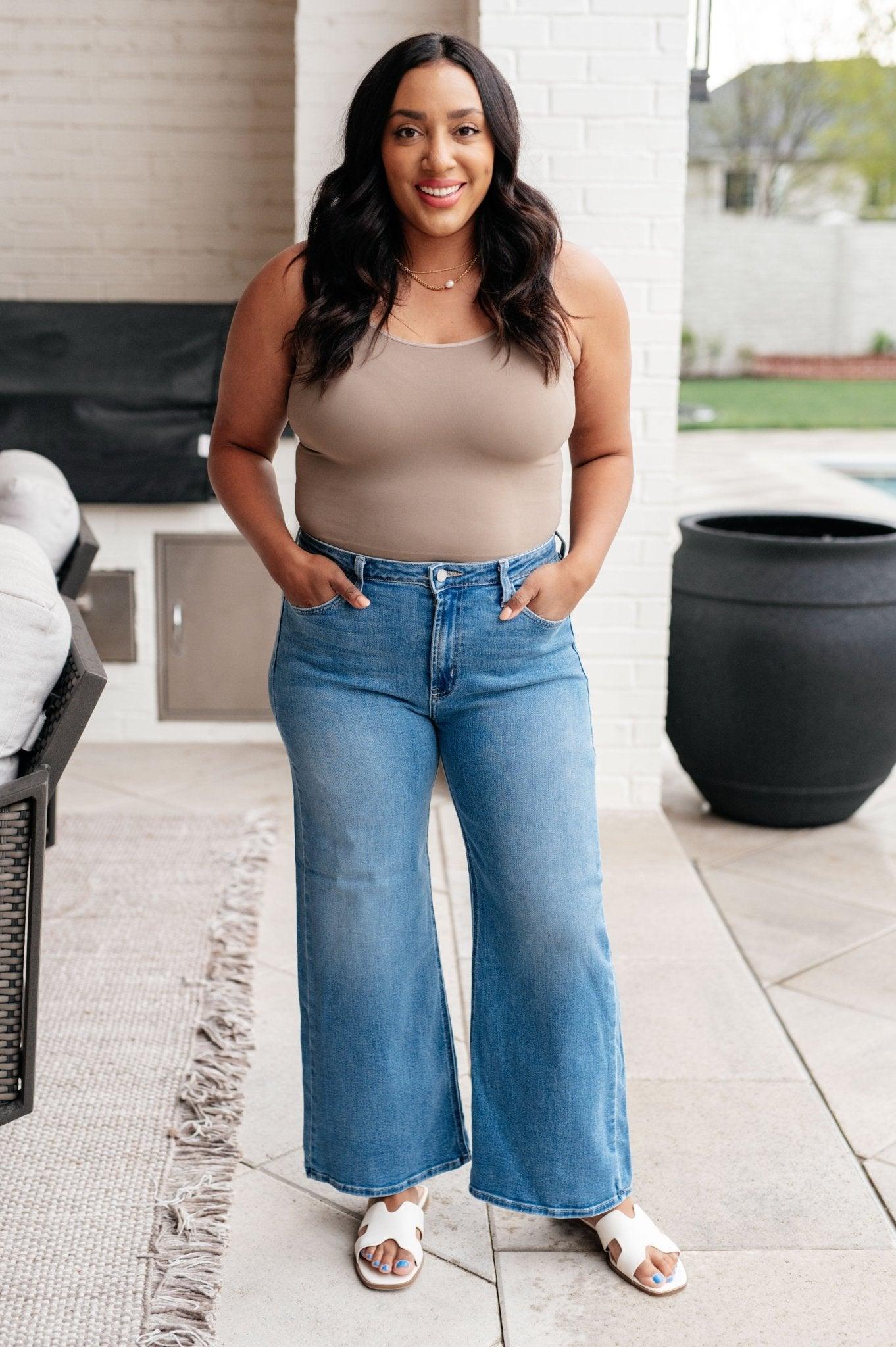 Hayes High Rise Wide Leg Crop Jeans - AS5895-01 - Love it Curvy