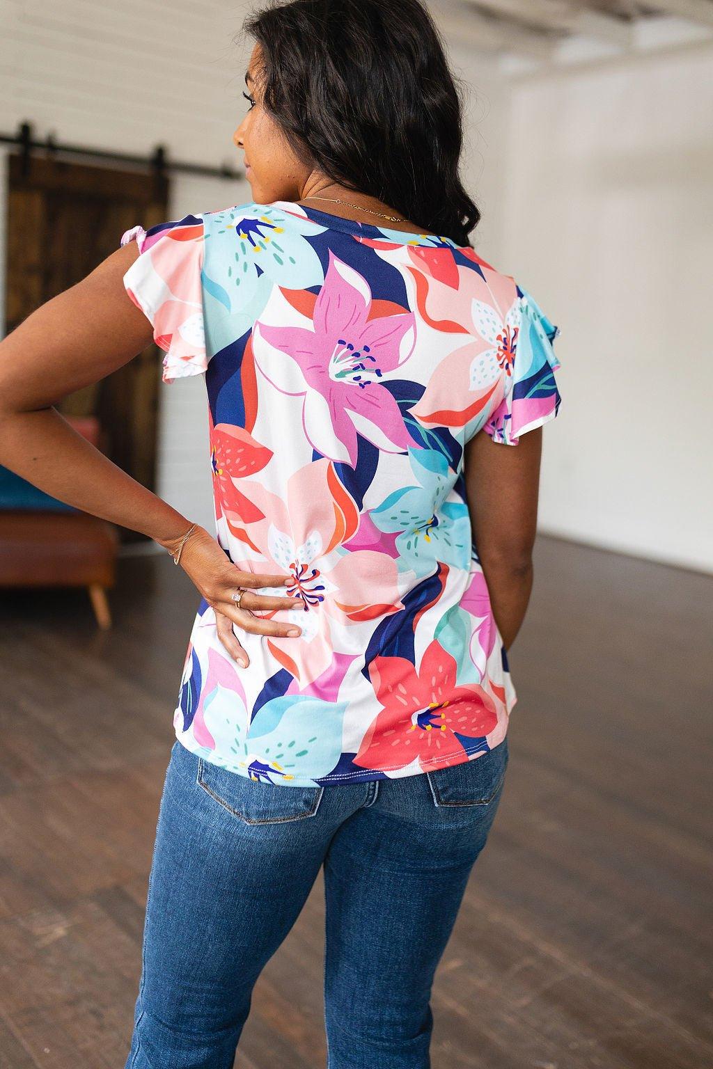 Impossible to Ignore Floral Blouse - AS6164-01 - Love it Curvy