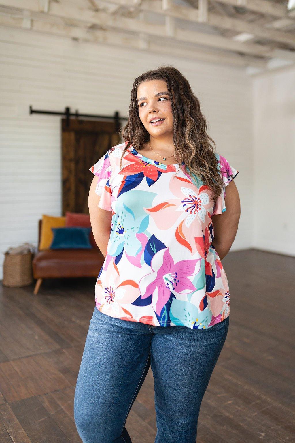 Impossible to Ignore Floral Blouse - AS6164-01 - Love it Curvy