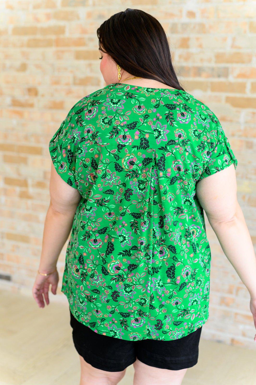 Lizzy Cap Sleeve Top in Green and Black Floral - AS8711-01 - Love it Curvy