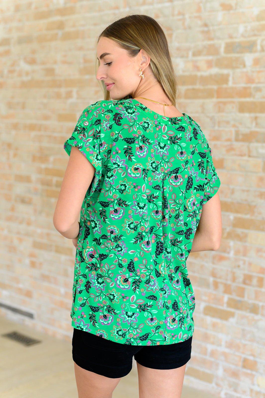 Lizzy Cap Sleeve Top in Green and Black Floral - AS8711-01 - Love it Curvy