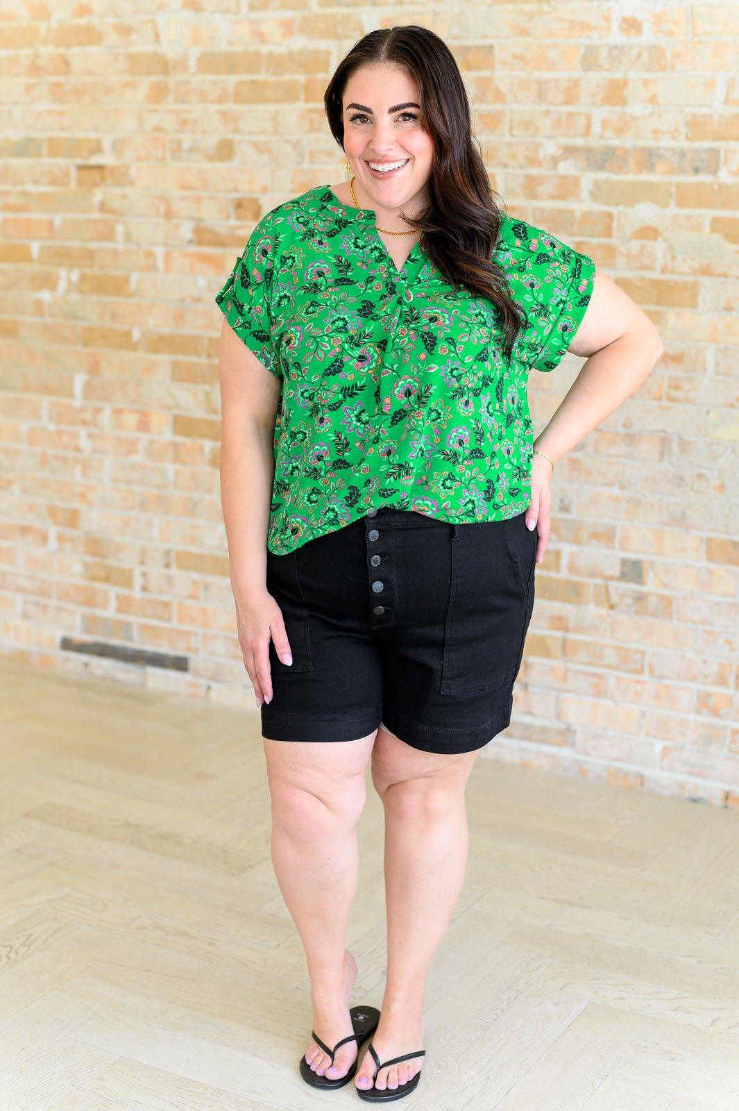 Lizzy Cap Sleeve Top in Green and Black Floral - AS8711-01 - Love it Curvy