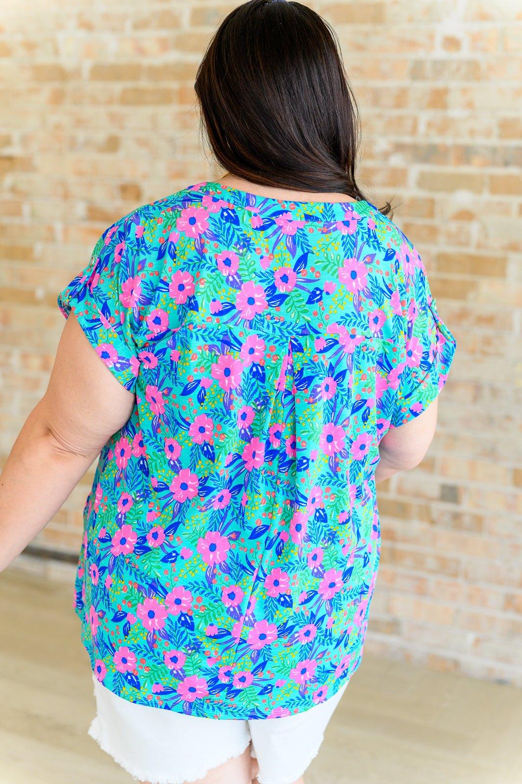 Lizzy Cap Sleeve Top in Mint and Lavender Floral - AS8713-01 - Love it Curvy