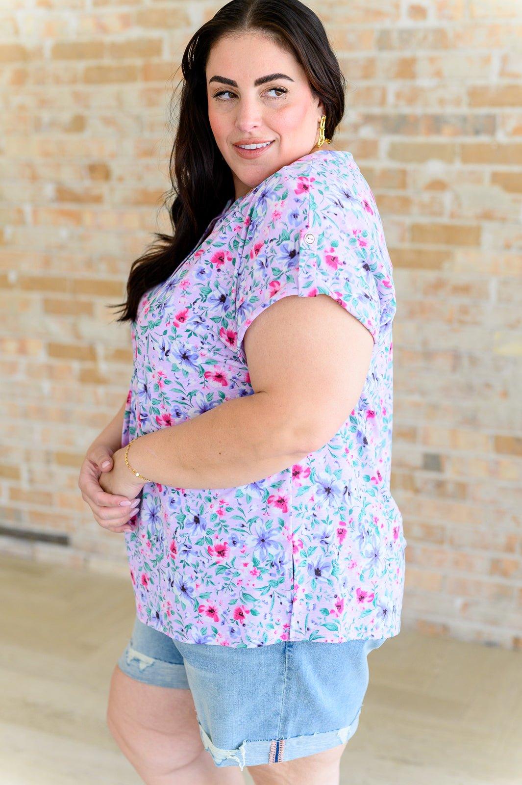 Lizzy Cap Sleeve Top in Muted Lavender and Pink Floral - AS8714-01 - Love it Curvy