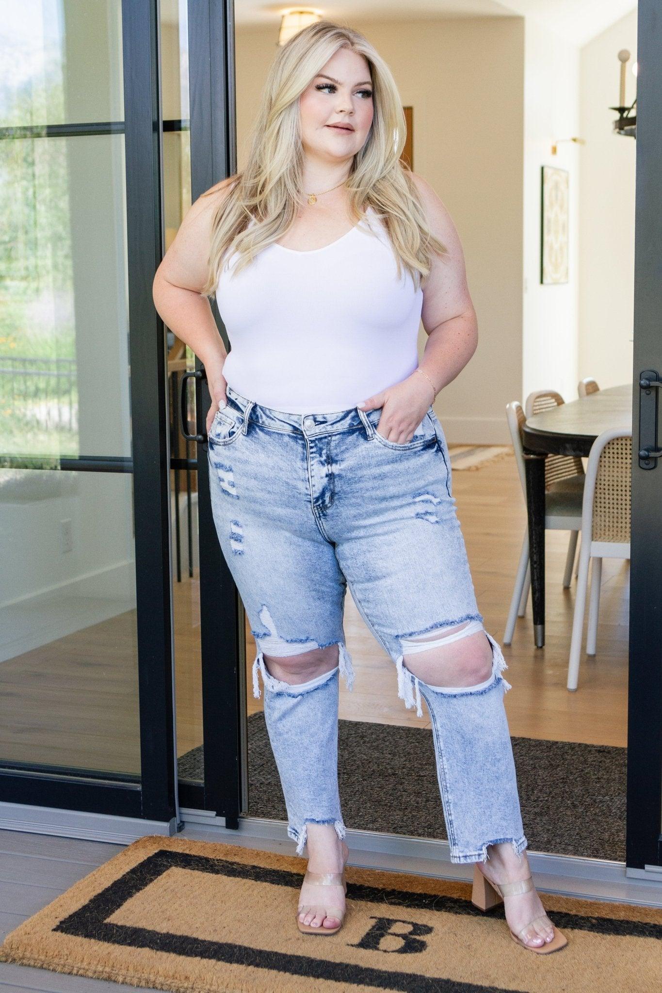 Rizzo High Rise Crop Straight Jeans - AS6388-01 - Love it Curvy