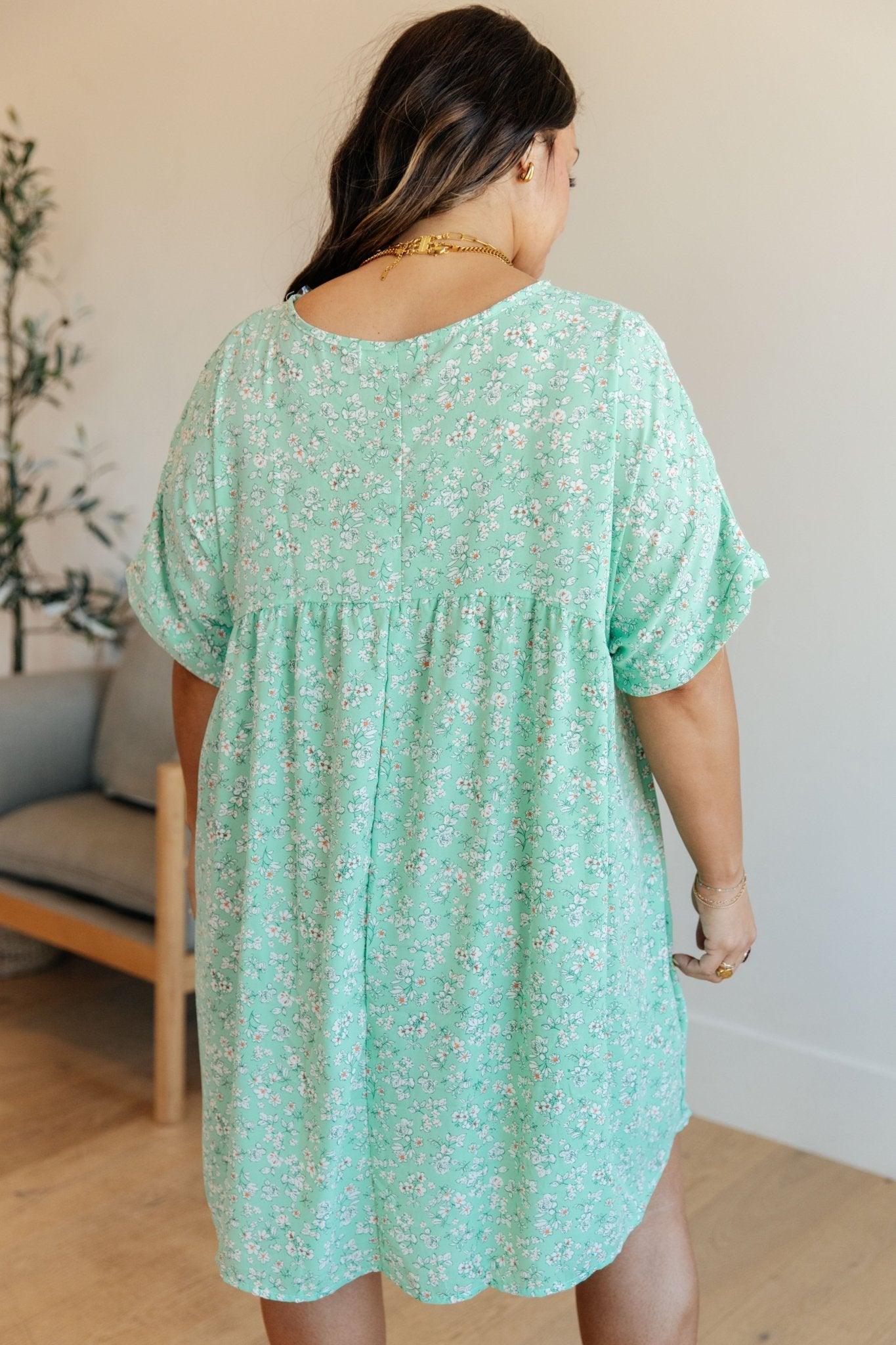 Rodeo Lights Dolman Sleeve Dress in Mint Floral - AS8008-01 - Love it Curvy