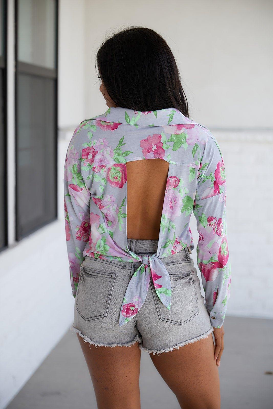 Thinking On It Open Back Floral Top - AS5703-01 - Love it Curvy