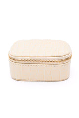 Travel Jewelry Case in Cream Snakeskin - AS6833-01 - Love it Curvy