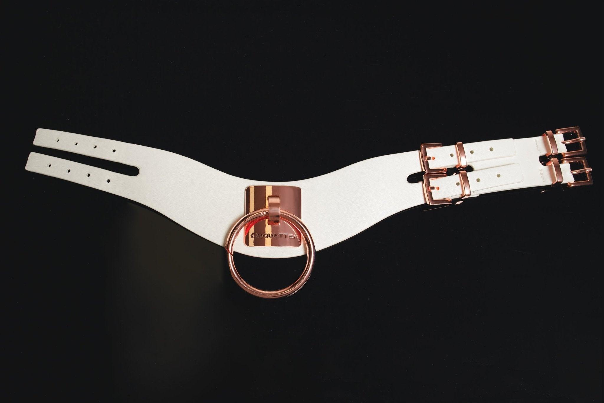 23619 - Vegan Leather Collar – White - Love it Curvy