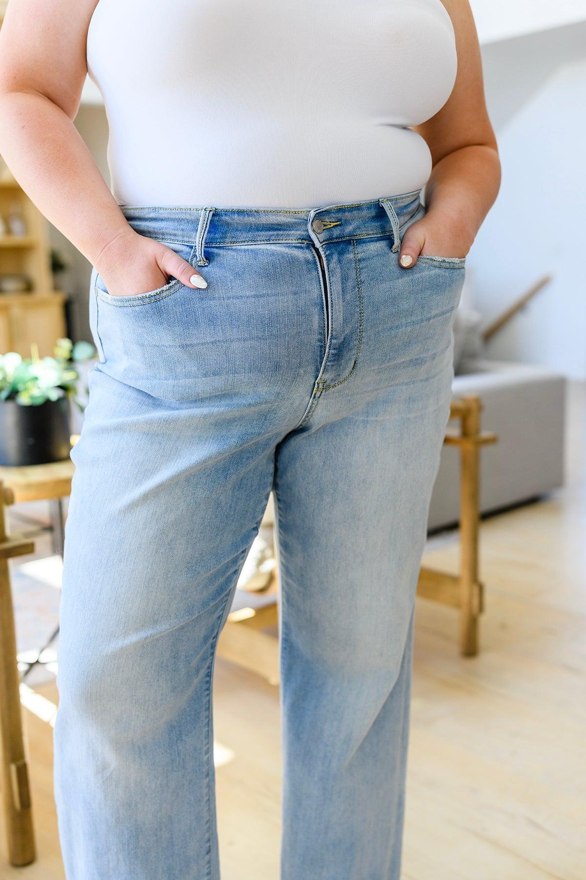 Tate High Rise Straight Jeans - Love it Curvy