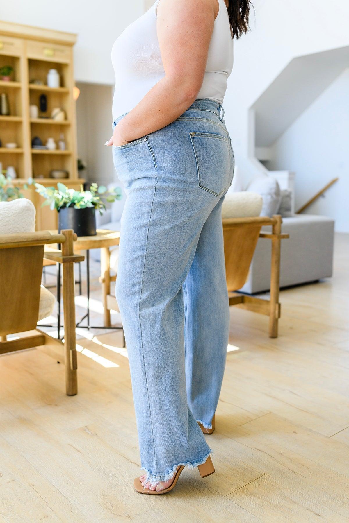 Tate High Rise Straight Jeans - Love it Curvy