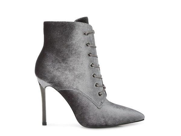 BORNSTA Velvet High Heeled Velvet Boots - Love it Curvy