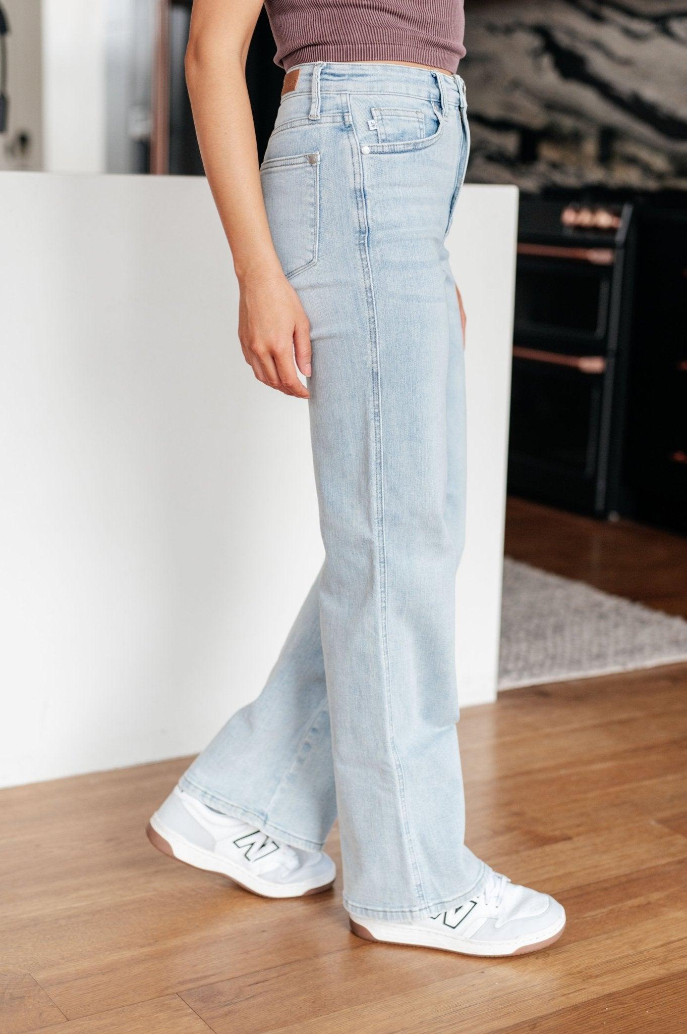 Brooke High Rise Control Top Vintage Wash Straight Jeans - Love it Curvy