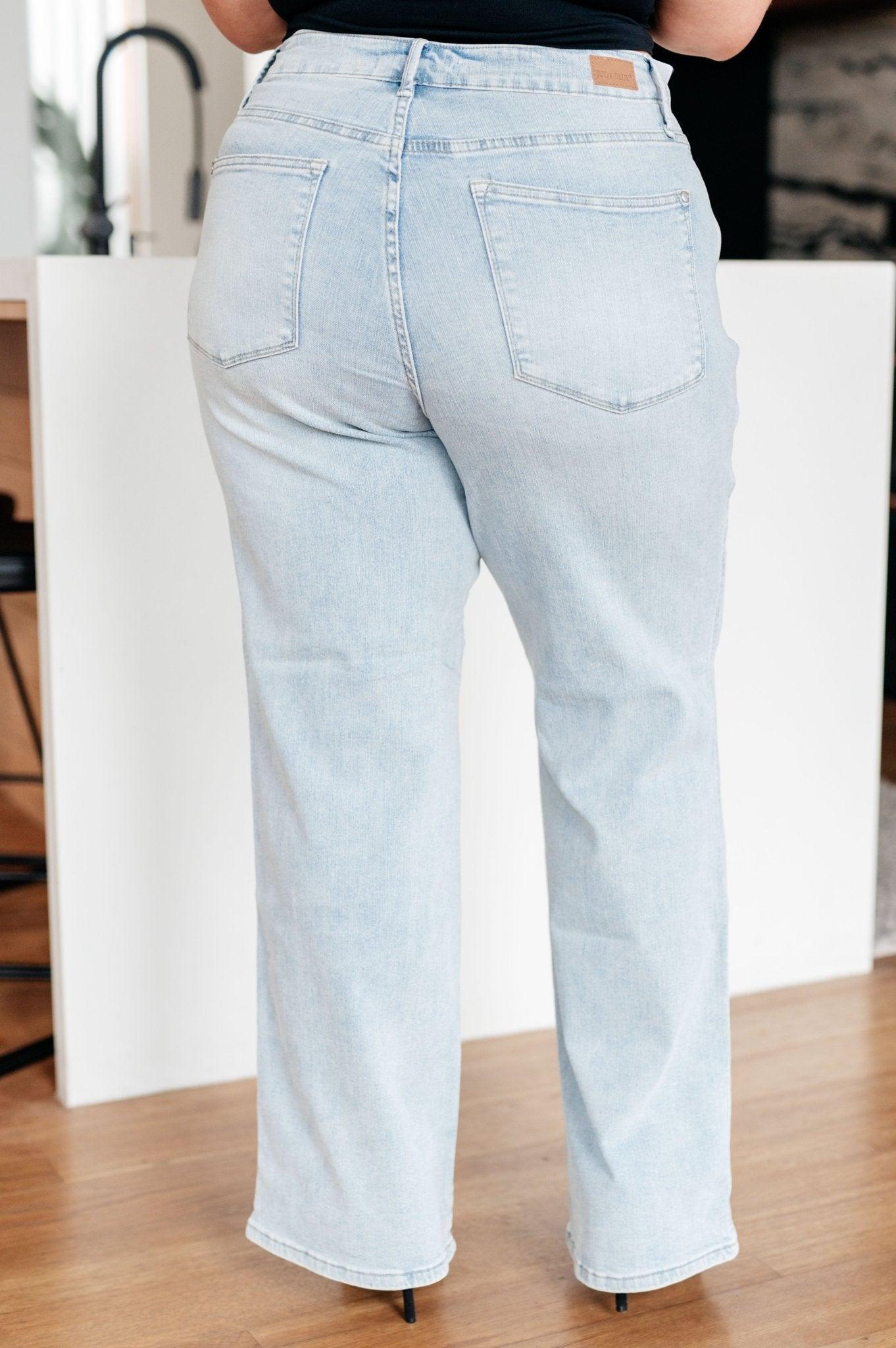 Brooke High Rise Control Top Vintage Wash Straight Jeans - Love it Curvy