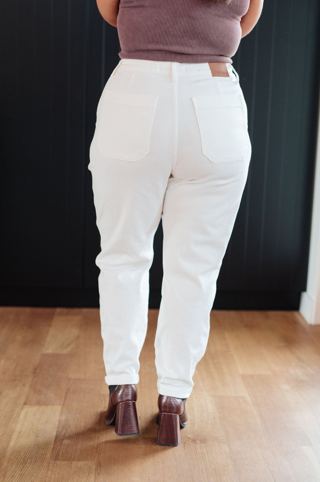 Charlene High Rise Jogger in Ecru - Love it Curvy