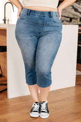 Emily High Rise Cool Denim Pull On Capri Jeans - AS7727-01 - Love it Curvy