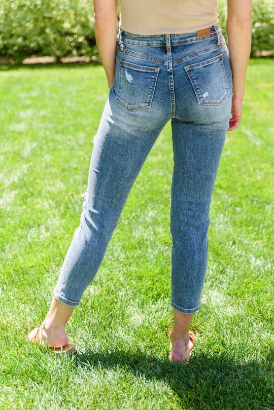 Hi-Rise Destroyed Slim Fit Jeans - AS4118-1 - Love it Curvy