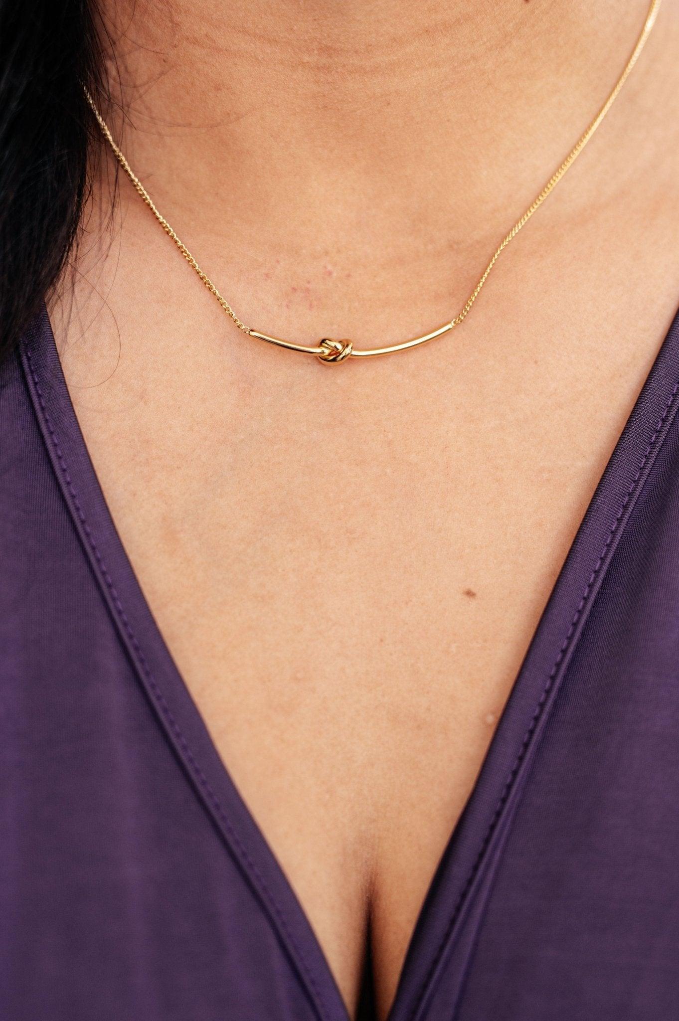 Love Knot Bar Necklace - AS7008-01 - Love it Curvy